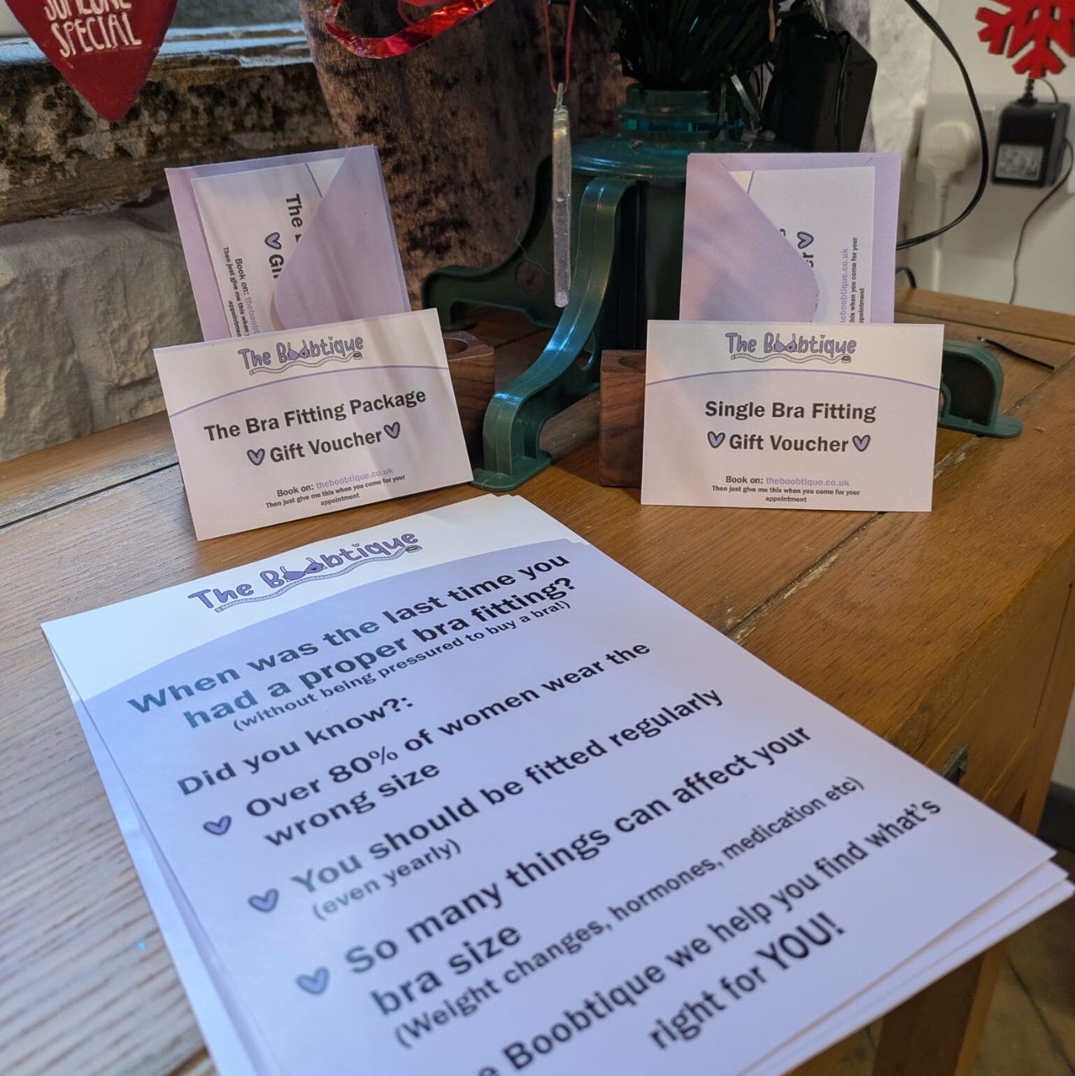 gift vouchers under the xmas tree